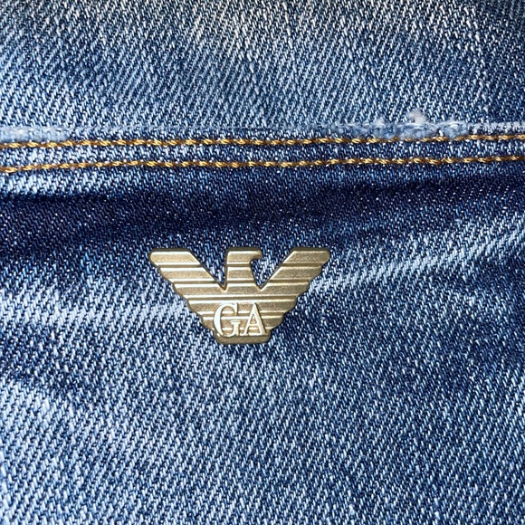 NEVER WORN Armani Mens jeans - Picture 4 of 8